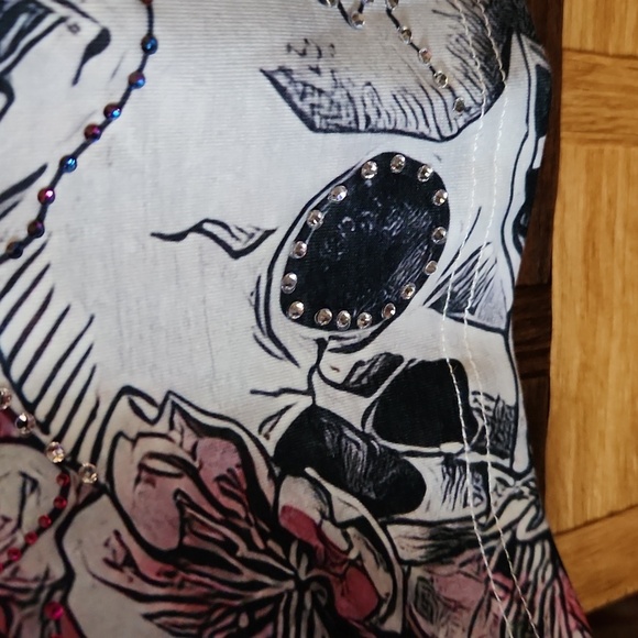 Nwot! Custom diamond tshirt skulls - Picture 8 of 12